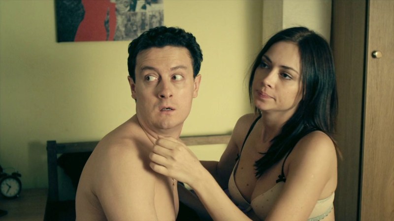 Anne Hathaway Khakov