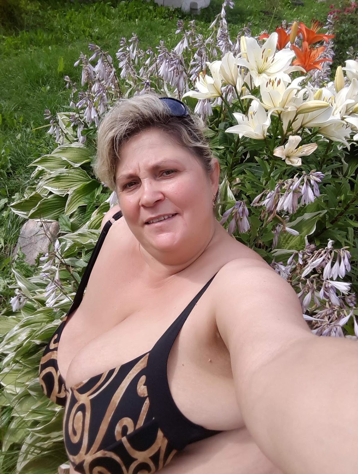 https://motherlesspics.com/uploads/posts/2023-04/1680966588_motherlesspics-com-p-porn-sex-stories-of-fat-women-in-the-villa-56.jpg