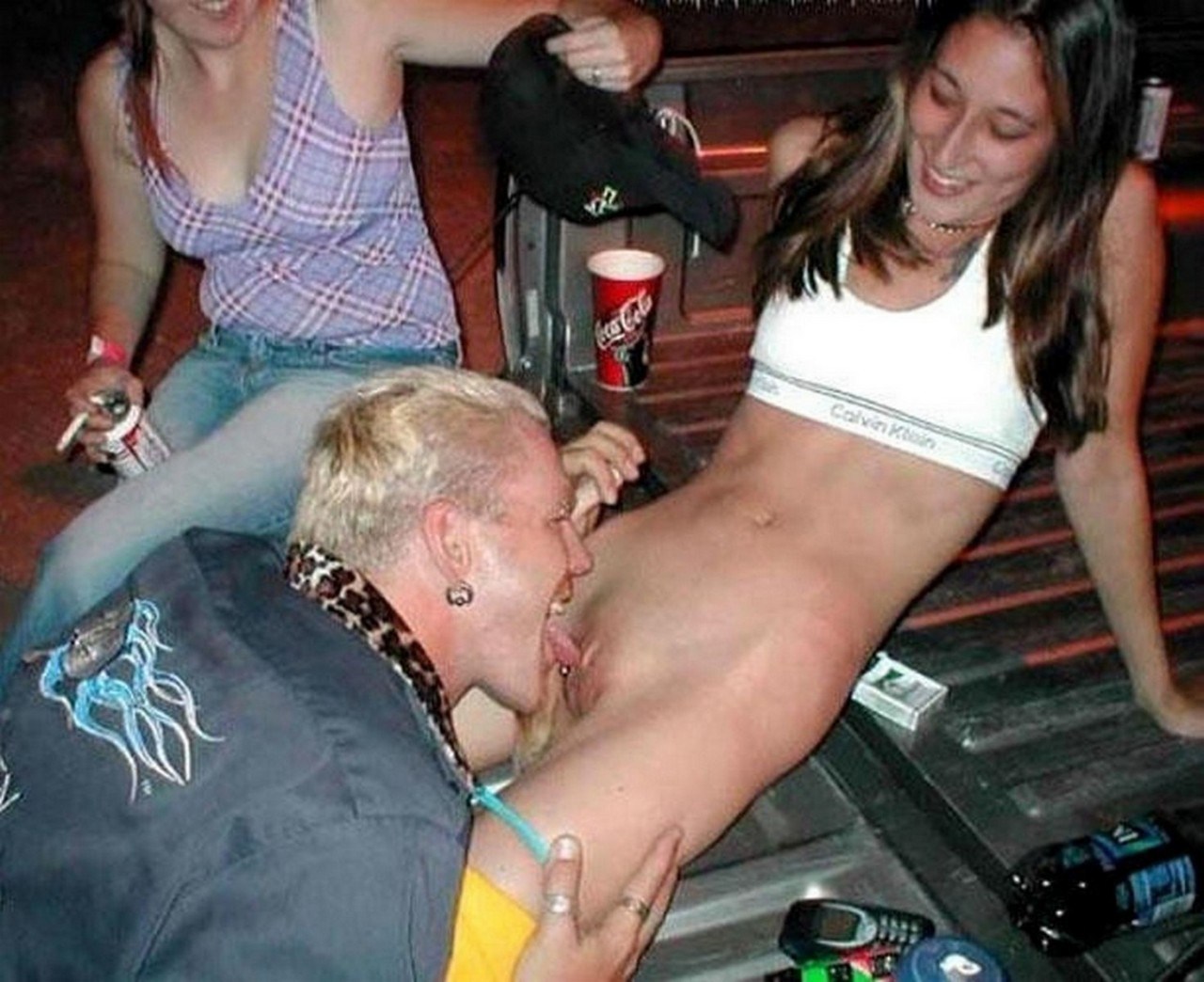 https://motherlesspics.com/uploads/posts/2023-04/1680983391_motherlesspics-com-p-porn-drunk-with-vodka-and-peed-in-public-p-3.jpg