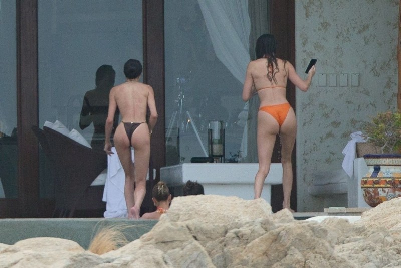 Naked naked Kendall Jenner