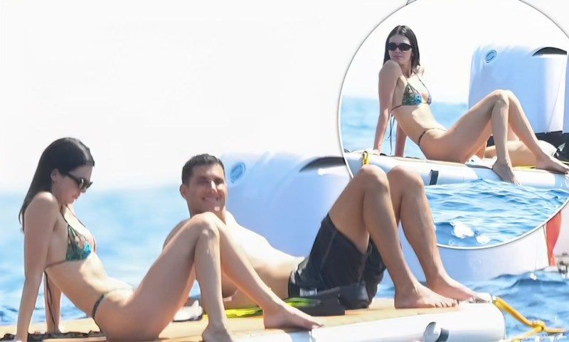 Kendall Jenner Bikini 2020