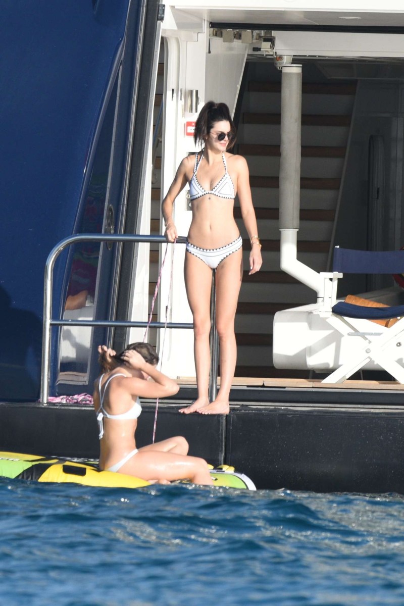 Kendall Jenner in the swimsuit of the priest