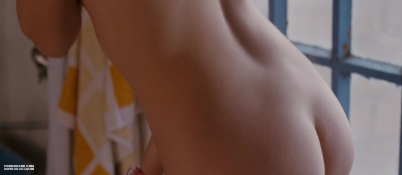 Naked skewal in the movie Viking