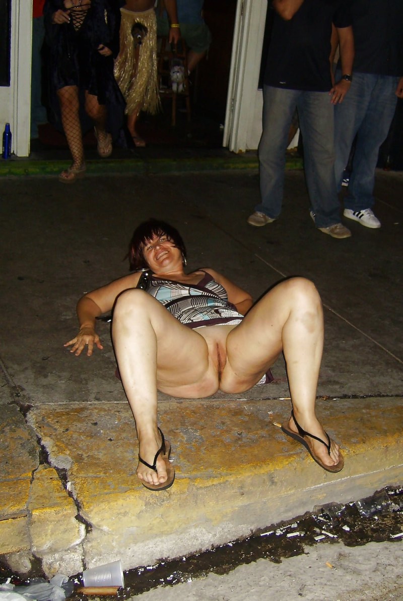 Photos of naked drunk women