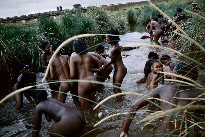 Feminine sexturism in Africa