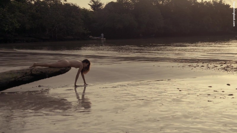 Baker Naked boobs in ANAL MUK