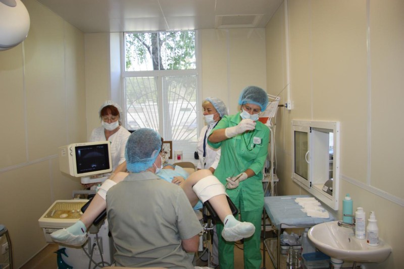 Doctor gyno gynecological chair