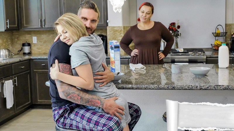 Milf Nicole Eniston Kitchen