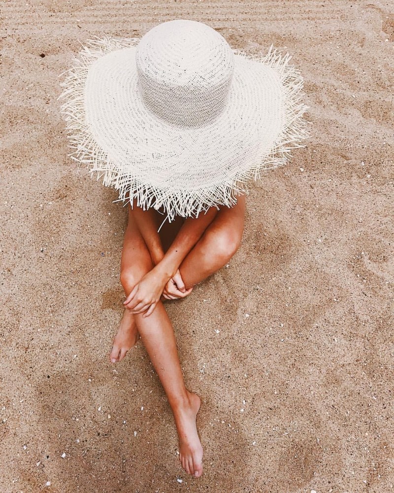 Showed a vagina on the beach