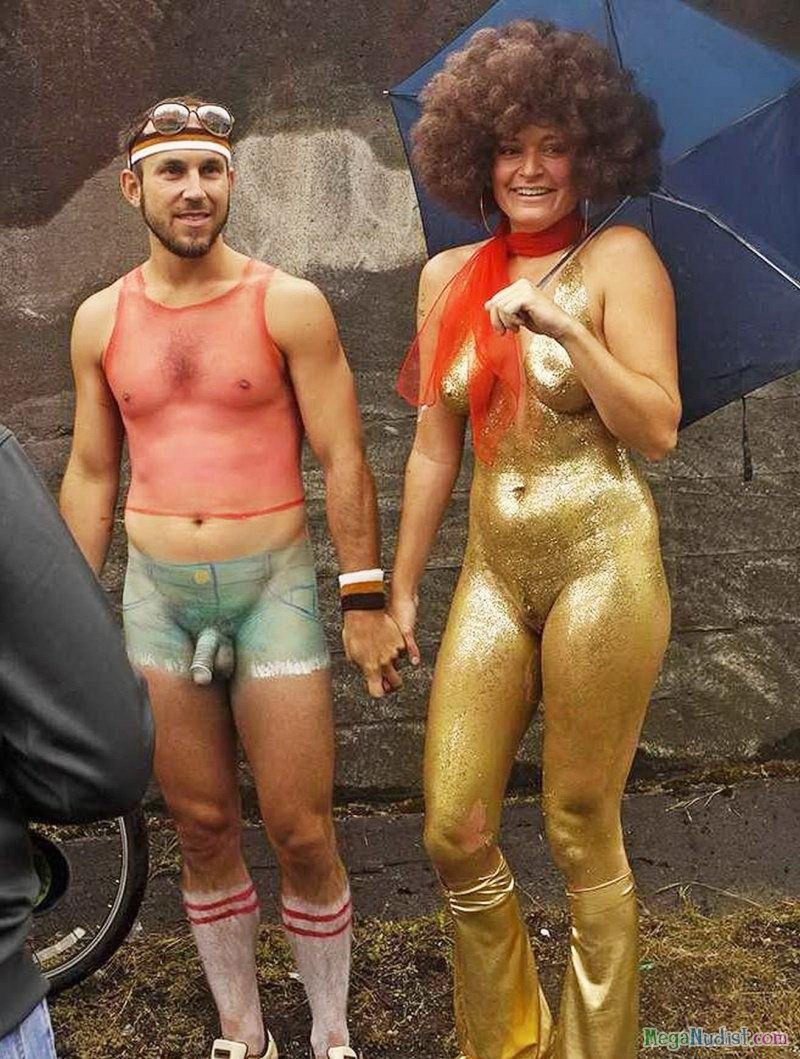 Guys naked dressed women retro