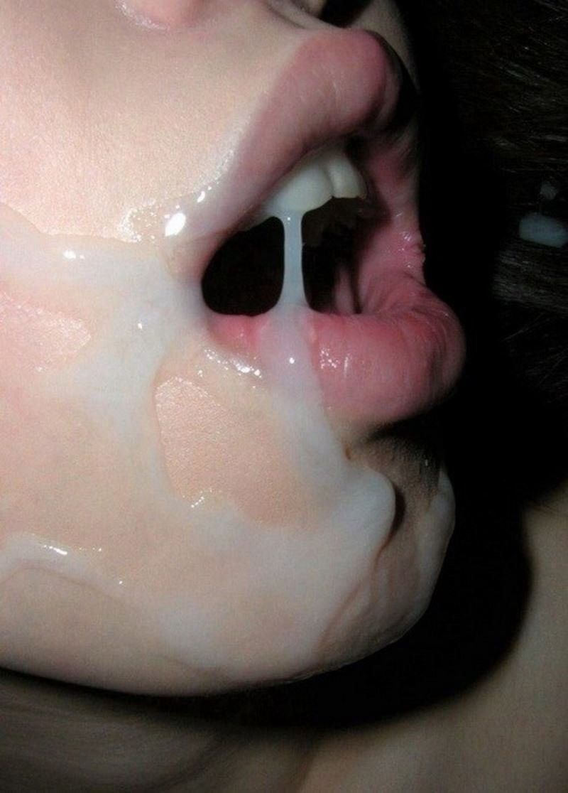 Cum on the lips homemade