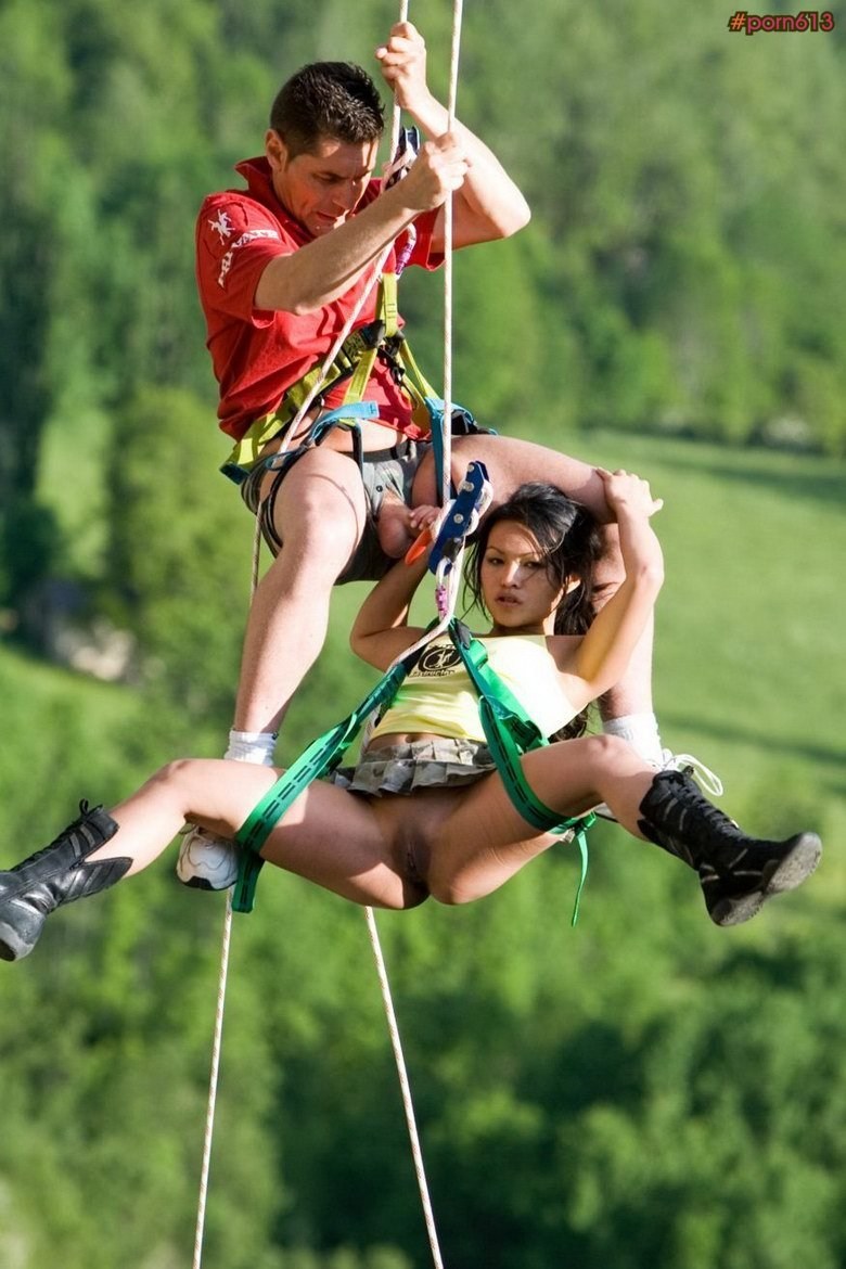 Nude in extreme places