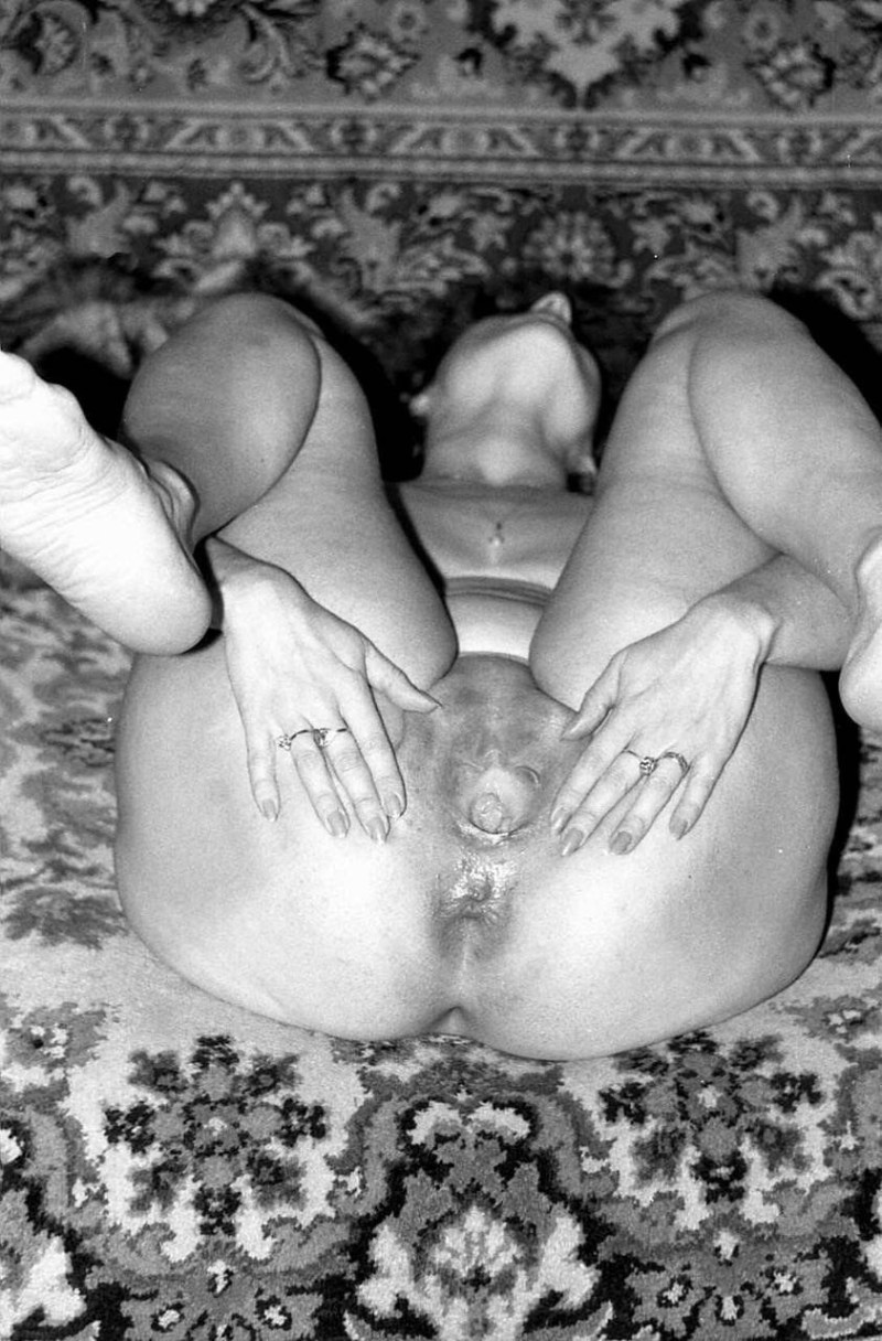 Pornographic pictures of Soviet women