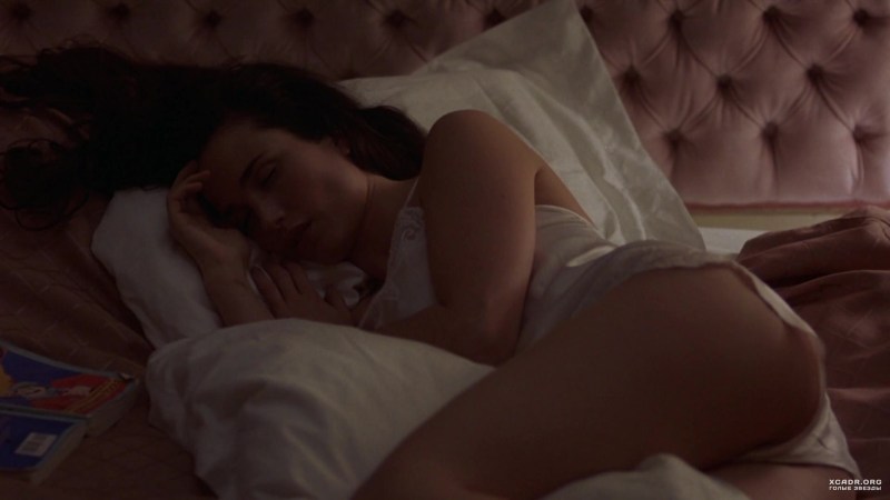 Andy MacDowell Naked in the movies