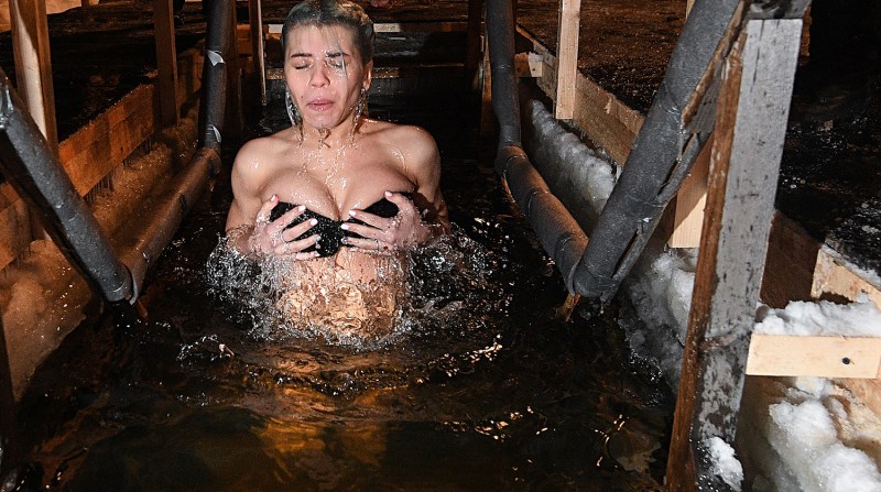 Epiphany bathing women