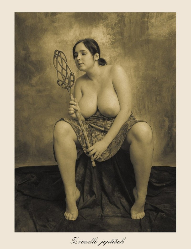 Beautiful full naked women retro