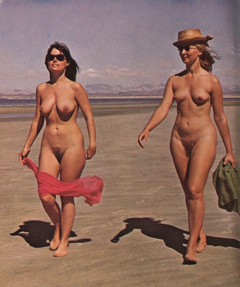 Retro photo shoot on the beach nude