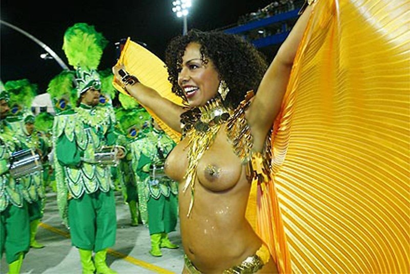 Andrea Martins Brazili Carnival