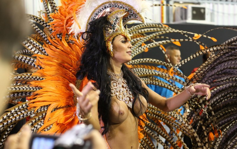 Andrea Martins Brazili Carnival