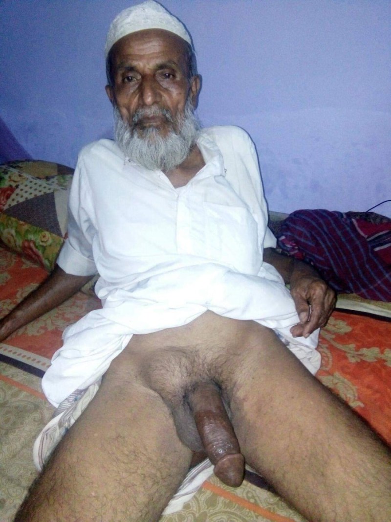 Naked Afghan old man