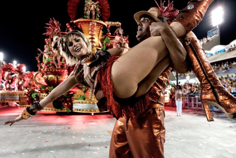 Carnival in Rio de Janeiro hot