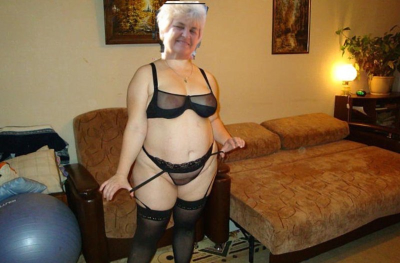 Fat wife in erotic lingerie