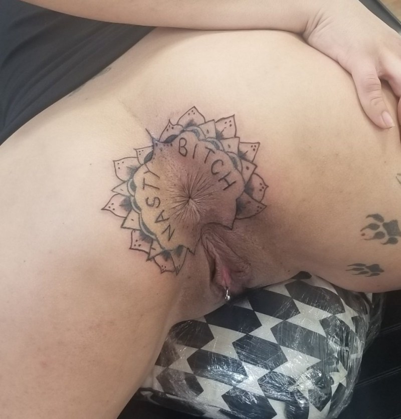 Tattoo around the anus