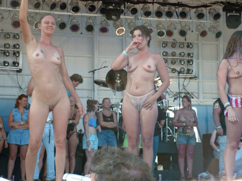 Beauty contest naked on stage