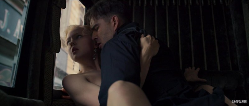 Julia Khlynina Duelian Scene in a carriage