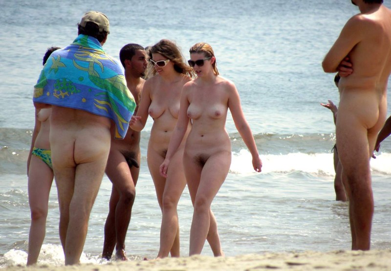 Elderly without panties on the beach
