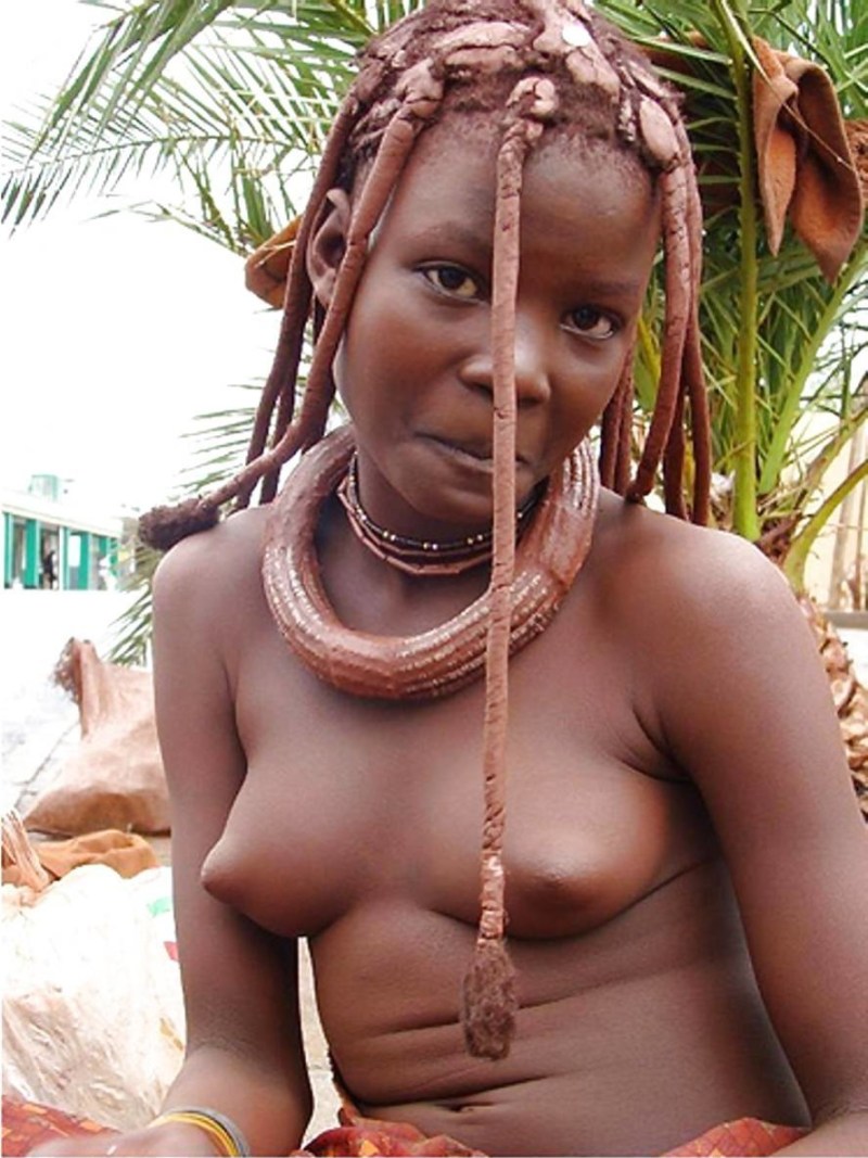 Naked women of African tribes