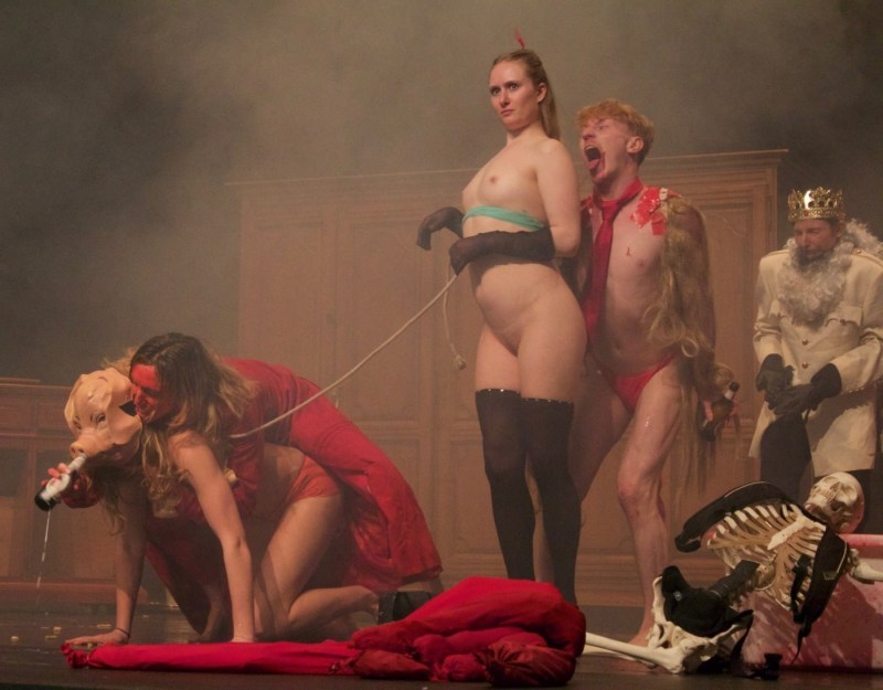 Brazilian Theater OFICINA UZYNA Uzona