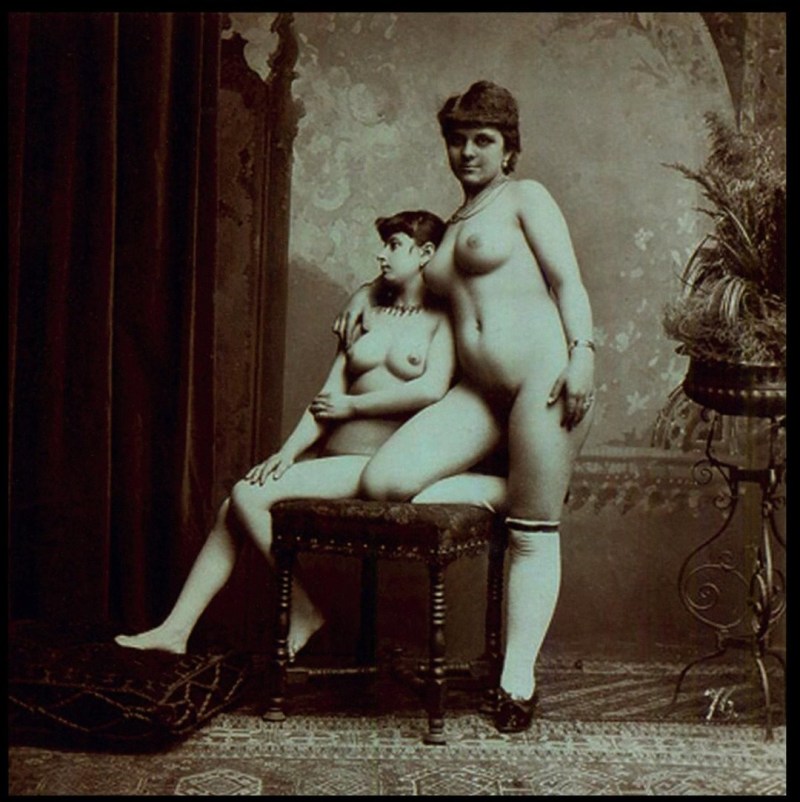 Naked women and men retro