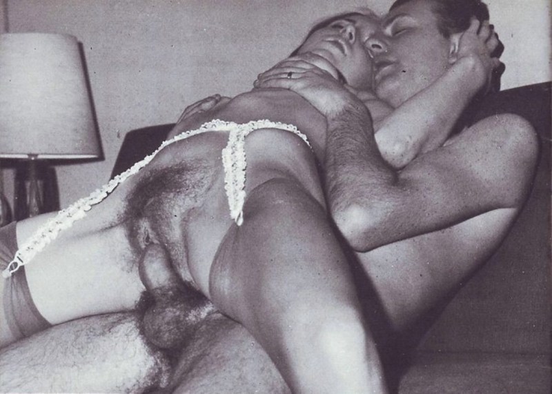 Girls and guys retro nude