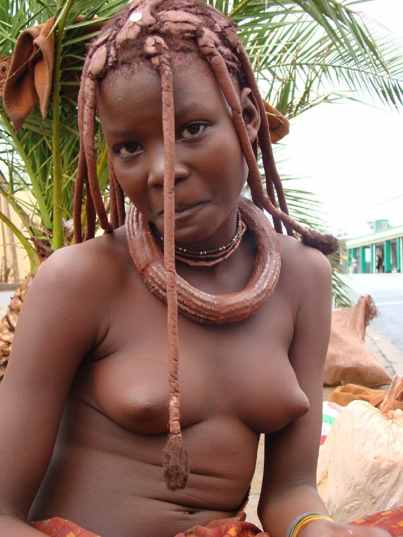 Naked women of African tribes