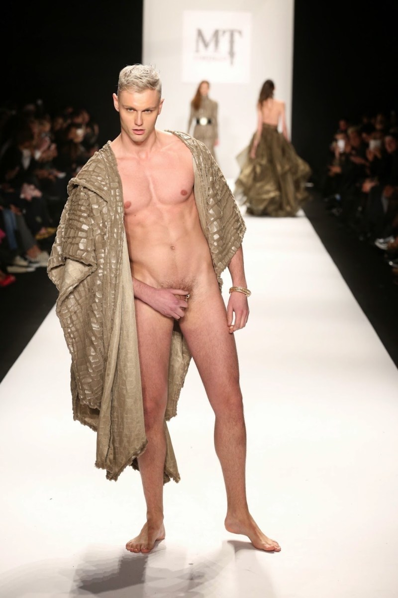 Naked Fashion Charlie Le Mind