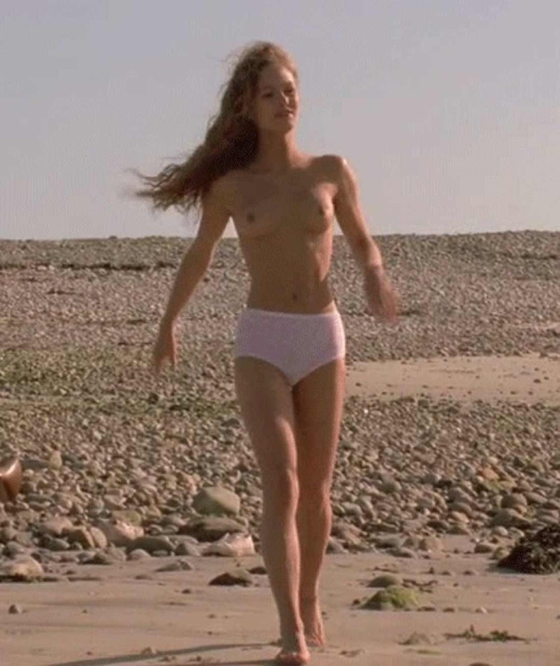 Vanessa Paradis Naked in the Cinema