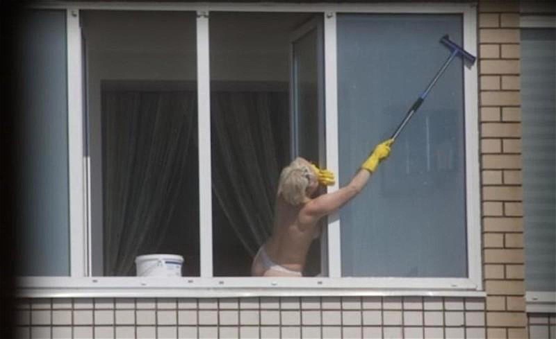 Fiber red cat WS-06-F folding with a telescopic handle