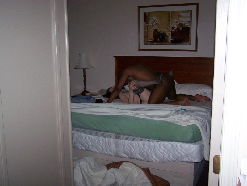 The wife is cheating at the resort