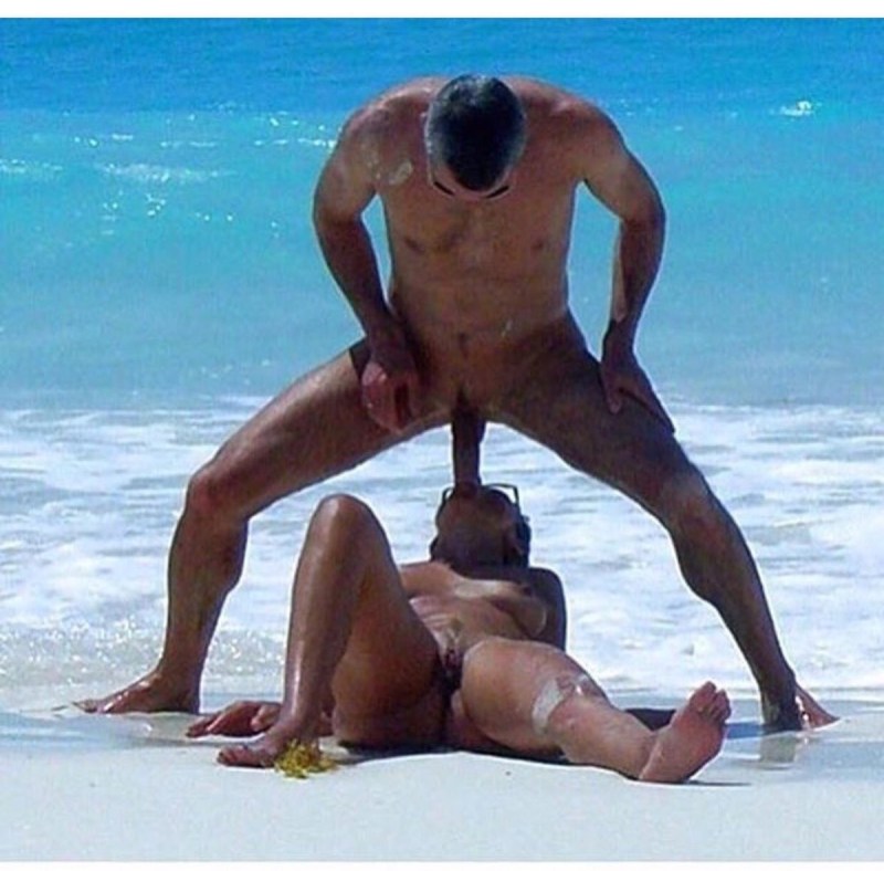 Naked guys Negroes on the beach