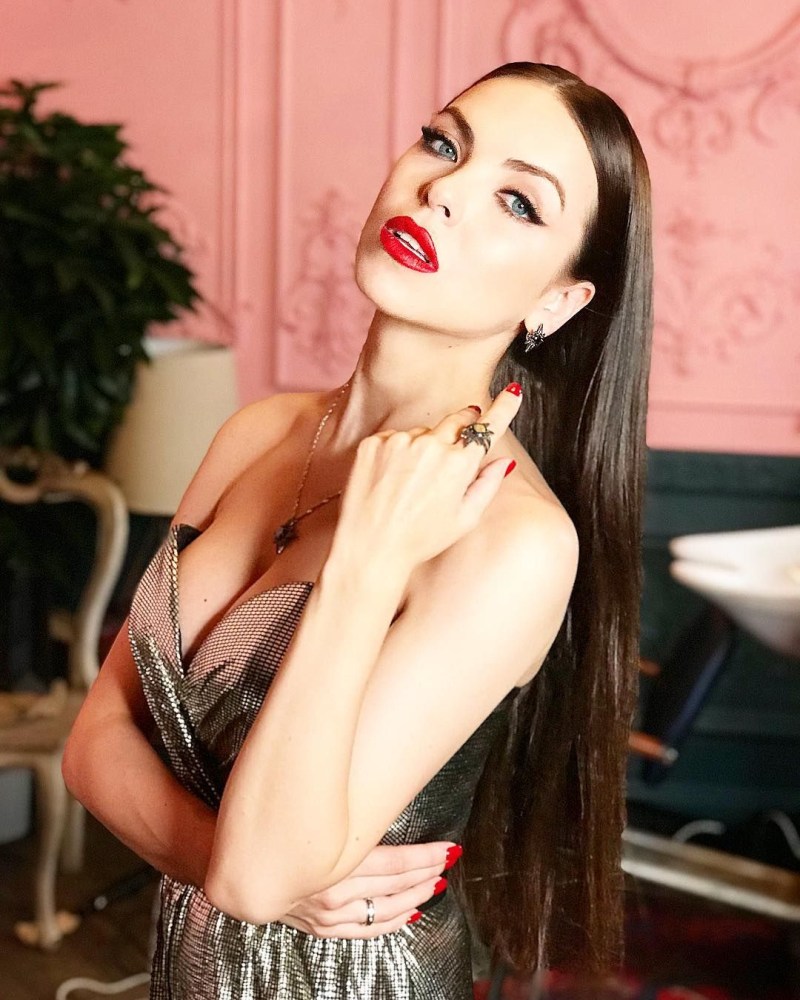 Svetlana Abramova is the host