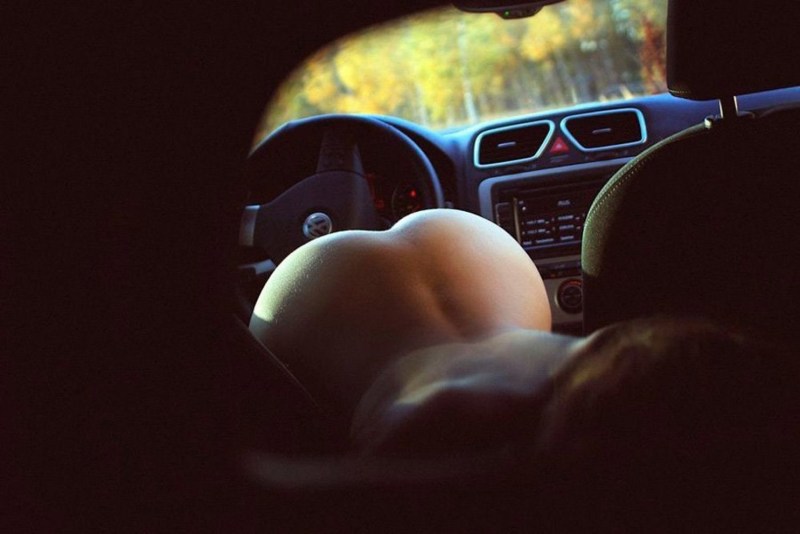 Erotic photo shoot in the car