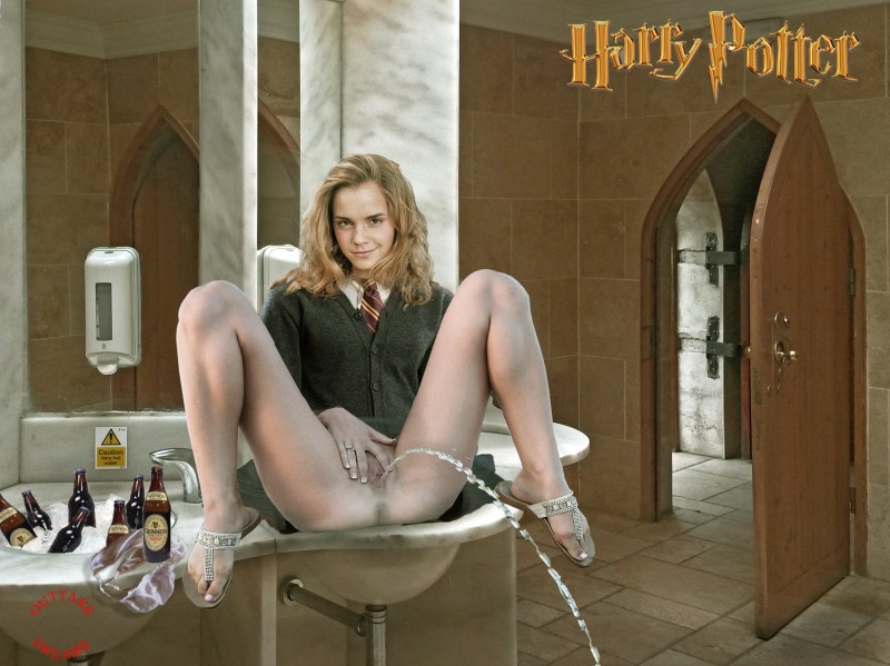 Hermione Granger naked without panties