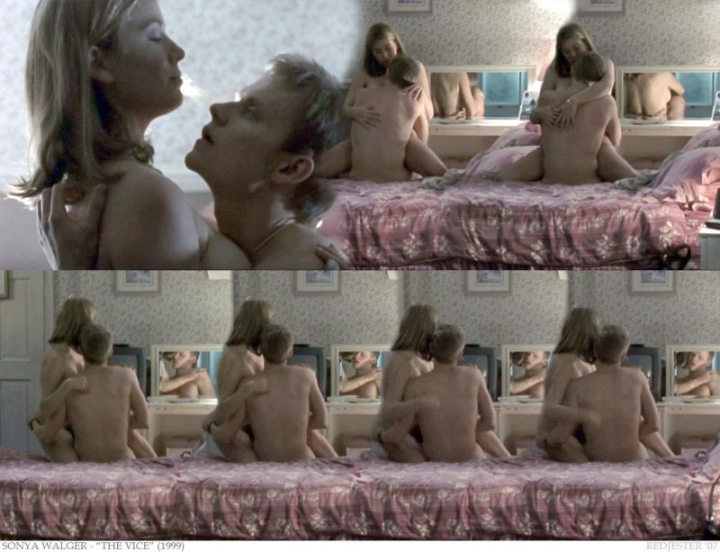 Naked actress in the movie Sonya Walger