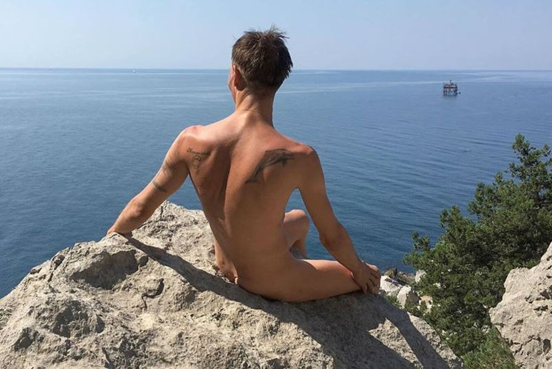 Alexey Panin 2020 on the beach