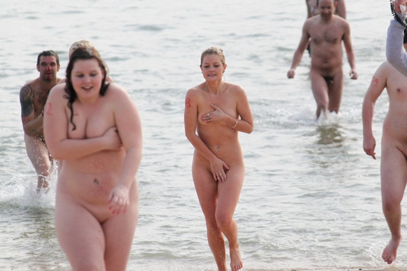 Family nudism water procedures