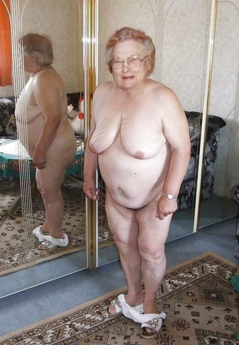 Old thick grandmas in the bath