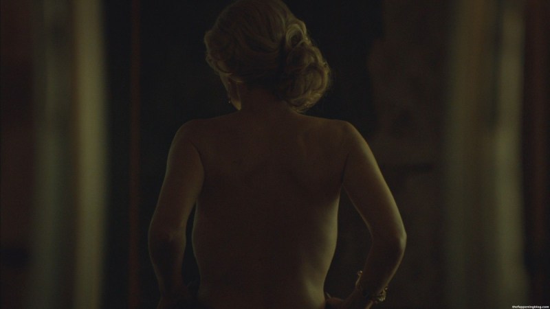 Gillian Anderson Dark Past Scene
