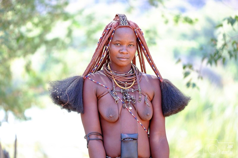 Khimba woman Nude
