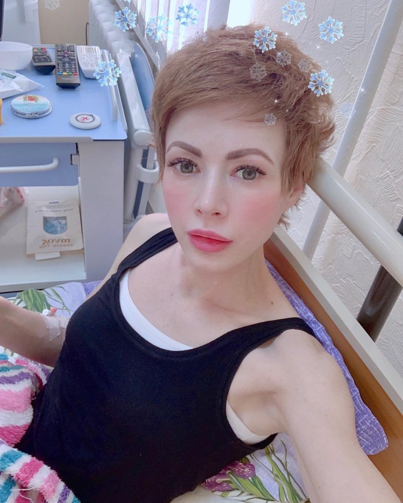 Christina swan with long hair